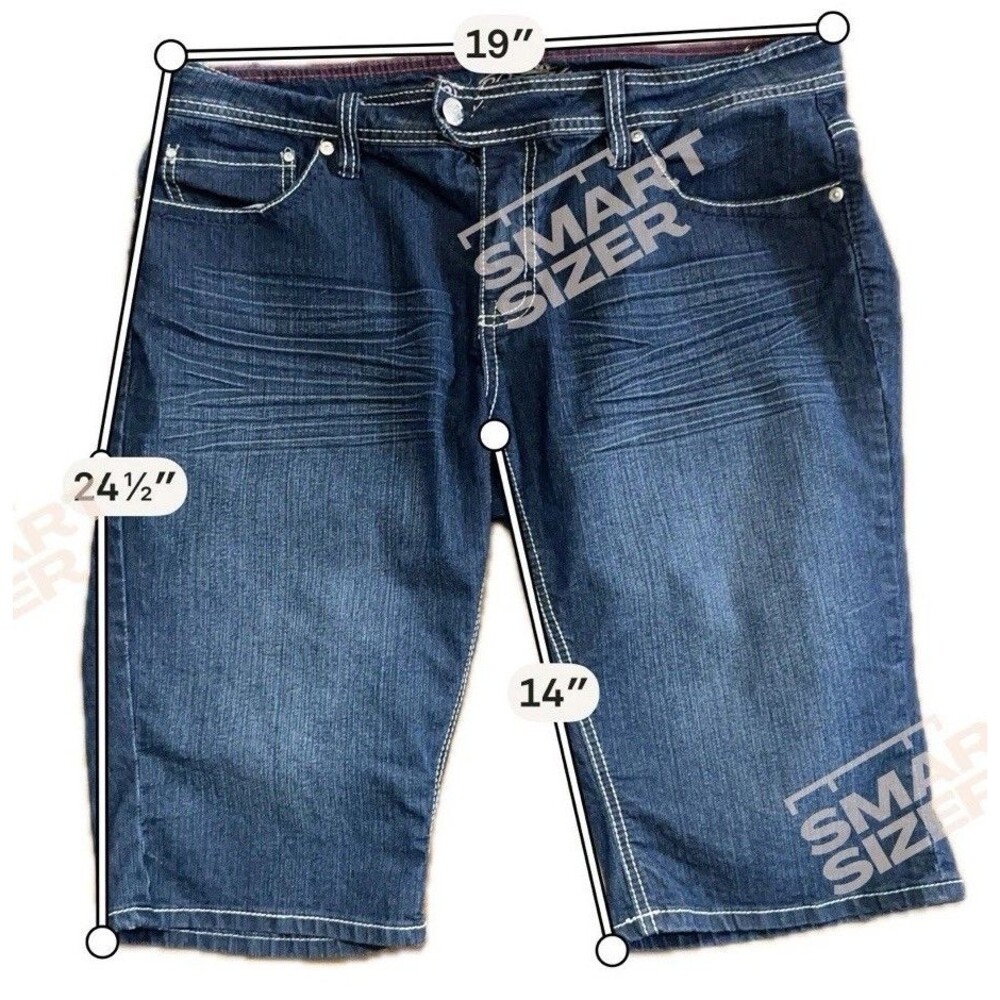 Royalty For Me Bermuda Women’s Size 16W Jean Denim Dark Wash Shorts Embellished - Picture 8 of 8